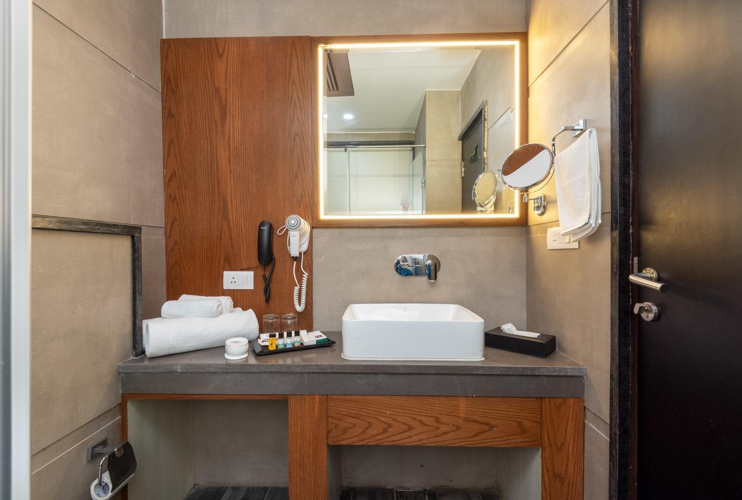 Quality Inn By Lawrence Hotels Dharamshala Exterior photo