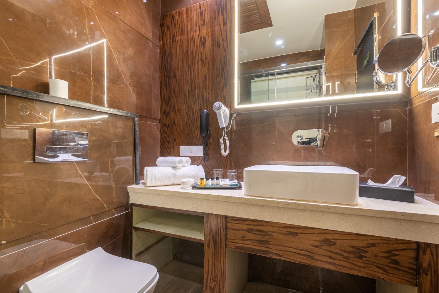 Quality Inn By Lawrence Hotels Dharamshala Exterior photo